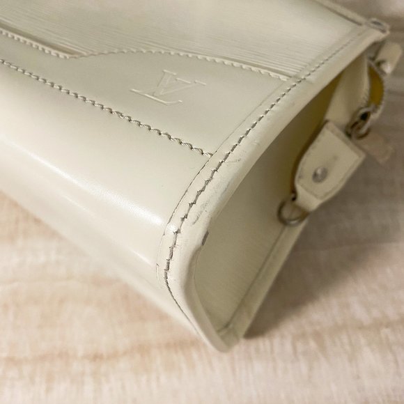 Louis Vuitton Epi Leather Madeleine Pm Ivory Beige - Picture 5 of 16